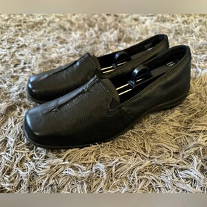 Easy Street Women’s Flats Purpose Slip On Sneakers Size 9N
